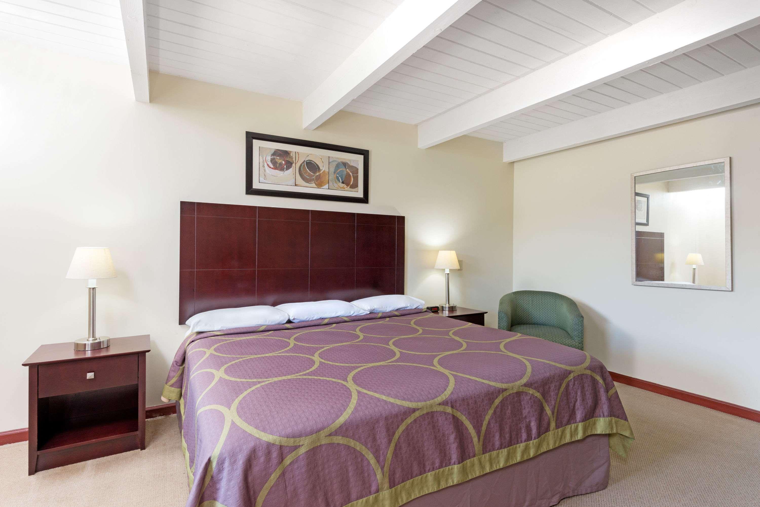 Super 8 By Wyndham Beaver Falls מראה חיצוני תמונה
