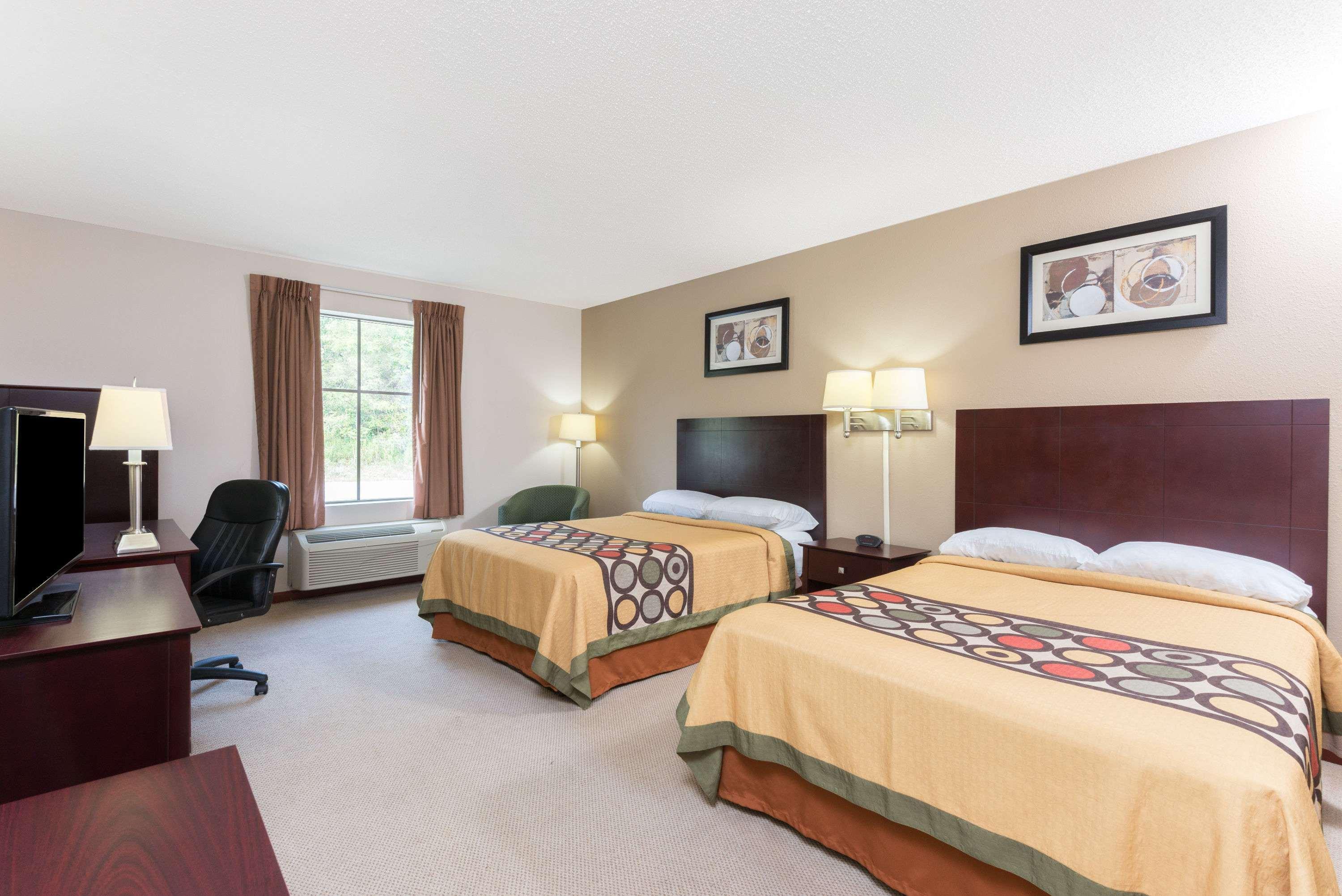 Super 8 By Wyndham Beaver Falls מראה חיצוני תמונה