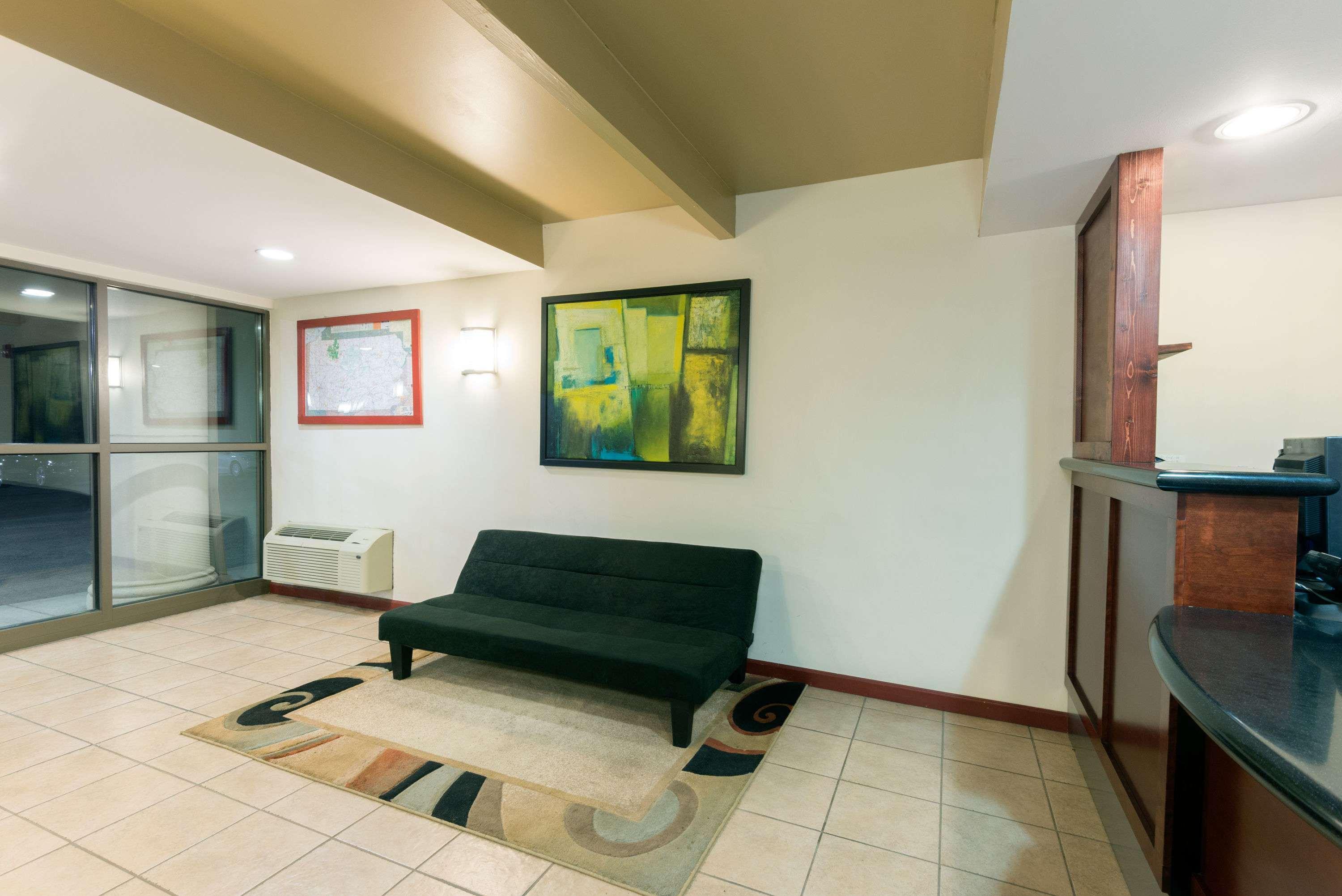Super 8 By Wyndham Beaver Falls מראה חיצוני תמונה