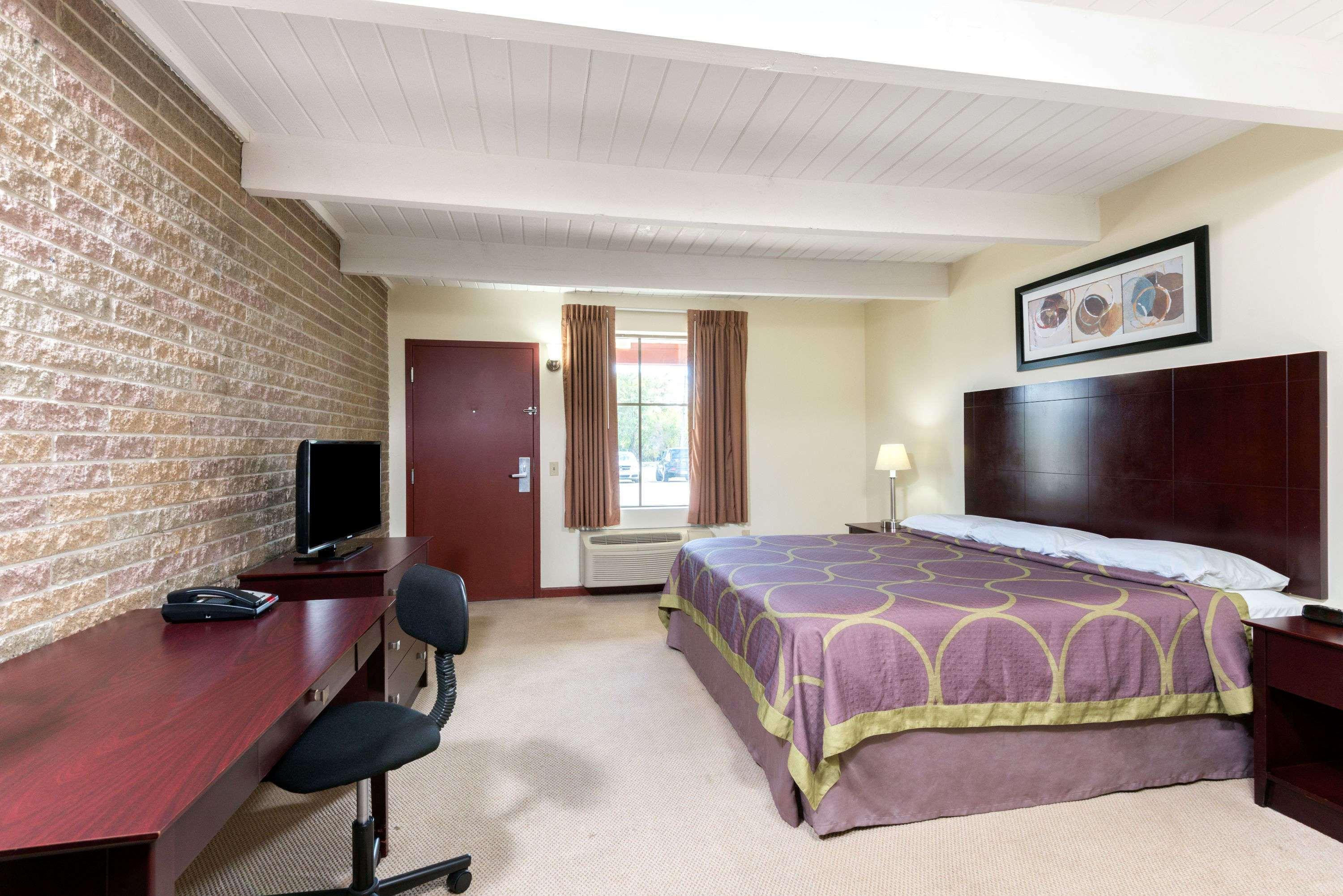 Super 8 By Wyndham Beaver Falls מראה חיצוני תמונה